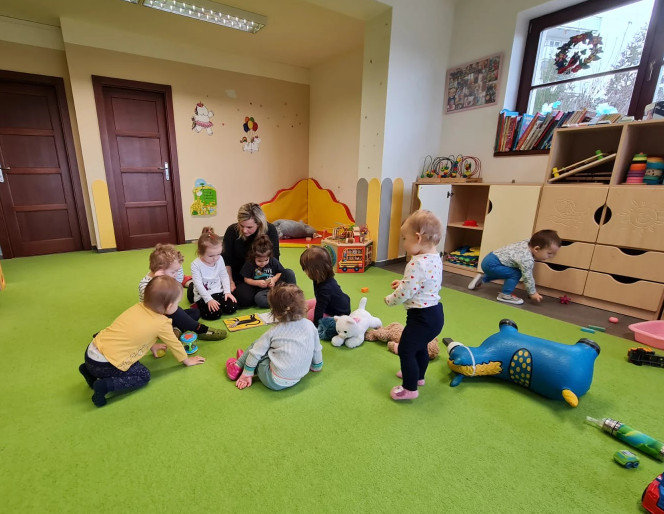 MŠ A JESLE JITŘENKA hlídají dětem